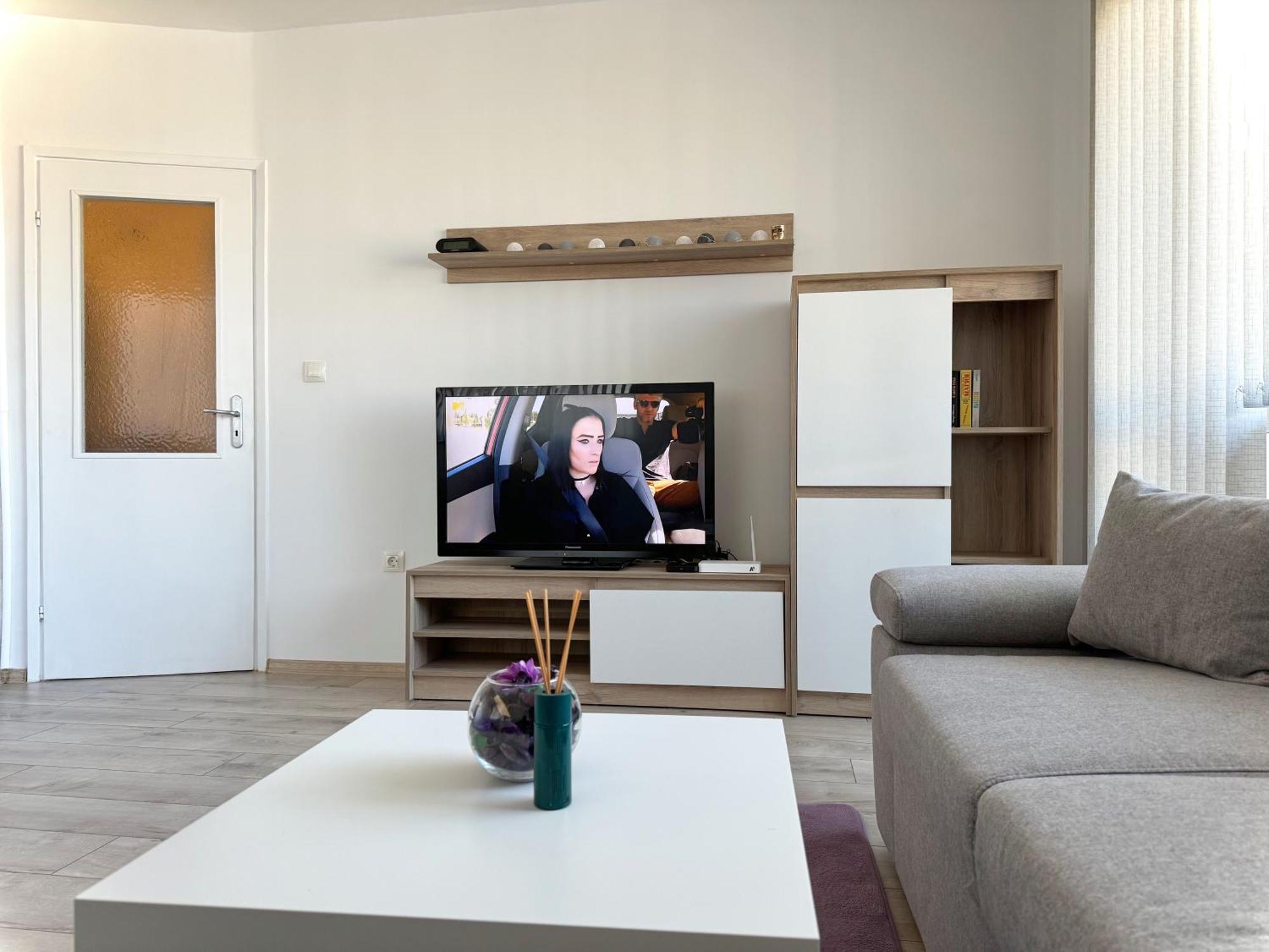 Restful Apartment For 4 Guests In Burgas Exteriör bild