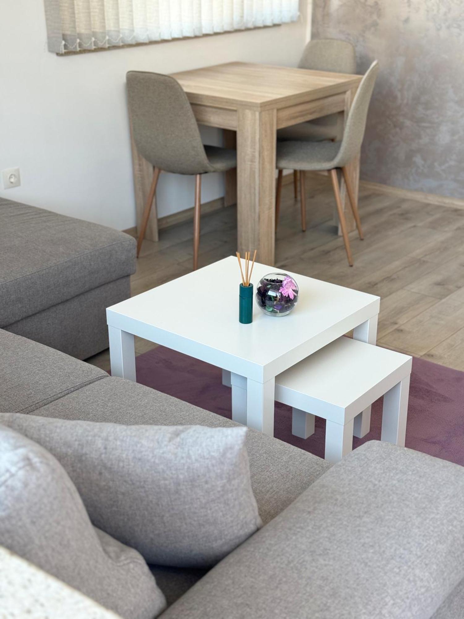 Restful Apartment For 4 Guests In Burgas Exteriör bild